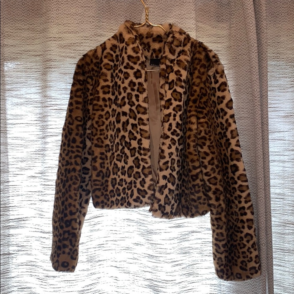 Leopard faux fur jacket